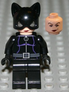 LEGO BATMAN MINI-FIGURE - CATWOMAN