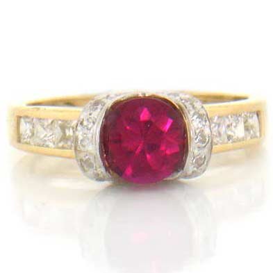 14k SOLID YELLOW GOLD RUBY- RED CZ RING w/ CZ ACCENTS