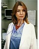 Signed Pompeo, Ellen 8x10 Photo