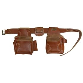Click here to buy Custom LeatherCraft 21447 13 Pocket 4 Piece Carpenters Combo System by Custom Leather Craft.