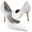 GUESS Women's Carrie Pump