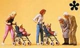 Preiser 10493 Mothers with Babies in Buggies with Elderly Couple