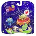 Littlest Pet Shop Assortment 'A' Series 1 Collectible Figure Blue and Green Frogs with Trampoline