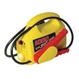 Clore CS1000 CarStart Ultra-Portable 900 Peak Amp Jump Starter with 12-Volt  Power and LED Flashlight
