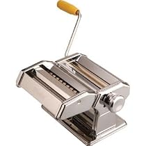 Vogue Pasta Machine Supplied with 2mm and 6.5mm cutters.