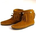 MINNETONKA ：ミネトンカ バックジップフリンジショートブーツ　キャメル 並行輸入
