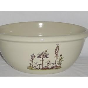 10" Wide Bowl with Americana Birdhouse
