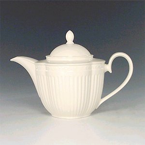 Mikasa "Italian Countryside" Teapot