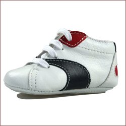<br />Primigi Infant/Toddler Niklas 1 Lace-up Crib Shoe,White,18 EU (2.5 M US Infant)