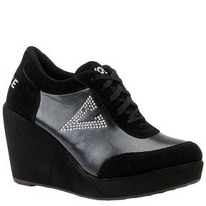 Volatile Women's Money Sneaker