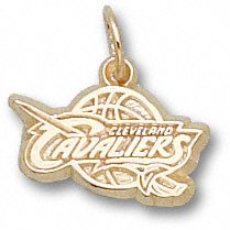 Cleveland Cavaliers 14K Gold Basketball Logo 3/8'' Pendant