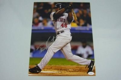 Angels Torii Hunter Autographed/Hand Signed Auth Twins 11x14 Photo JSA