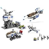 Lego Factory 10192 Space Skulls