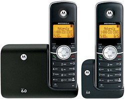 Motorola DECT 6.0 Cordless Phone with 2 Handsets (L302)