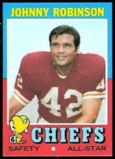 1971 Topps Regular (Football) Card# 88 Johnny Robinson of the Kansas City Chiefs Good Condition