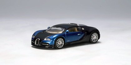 Childrens Toyshop  Third Party New : Diecast Model Bugatti EB 16.4 Veyron in Two tone blue