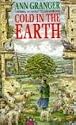 Cold in the Earth (A Mitchell & Markby Cotswold Whodunnit)
