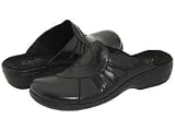 Clarks Artisan