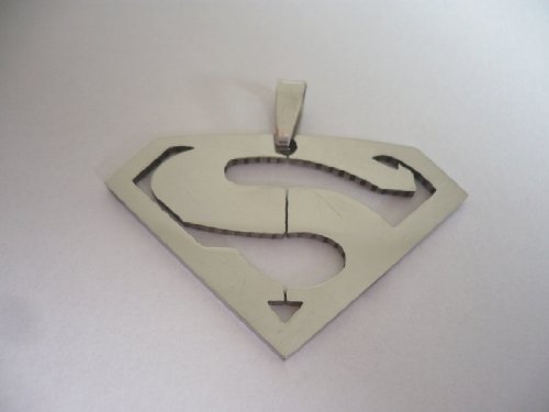 Halskette mit Superman Anh&Atilde;&curren;nger aus Edelstahl 45 cm Kette Schmuck