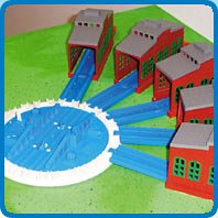 Tomy Thomas & Friends Motor Road & Rail Accessories: Engine Sheds & Turntable