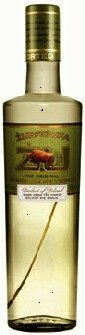 桜餅のような香り　Zubrowka Vodka　ズブロッカ　ウォッカ　500ml　40％e