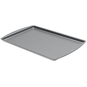 Click here to buy Chicago Metallic Duncan Hines Medium Cookie Pan by Chicago Metallic.