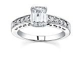 0.9 CT EMERALD DIAMOND PLATINUM RING NEW