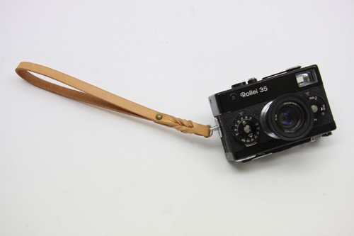 Rollei（ローライ）35用　ツイストハンディストラップ　ベージュ