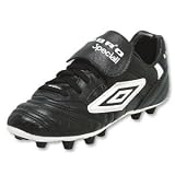 Umbro Speciali PU Soccer Shoes