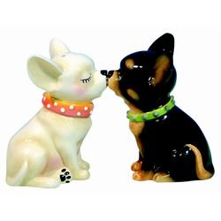 Kissing Chihuahua Dogs Salt & Pepper Shakers