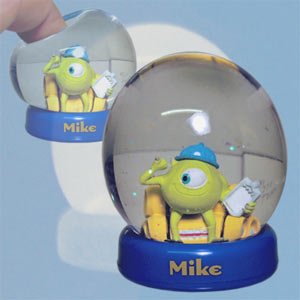 Figurine Walt Disney / Pixar boule à neige Monstres et compagnie Cie Mike