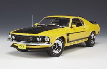 1969 Ford Mustang Boss 302 Bright Yellow 1/18 Highway 61
