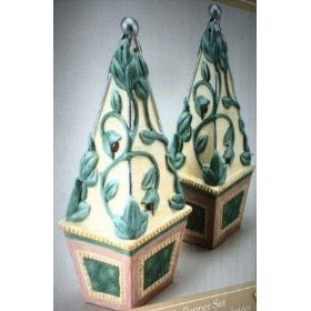 Pfaltzgraff French Quarter Sculpted Pepper Set