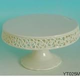 Review Home Essentials  / Cream Lace Cake Plate