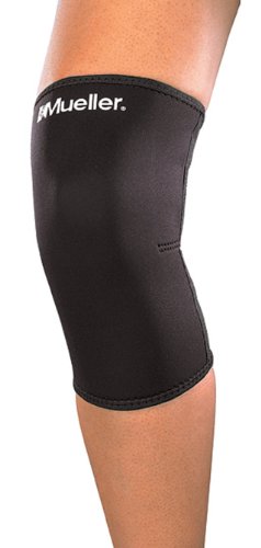 Mueller Knee Sleeve Closed Patella, Black, Small