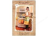 31bF43%2BfnvL. SL160  Vintage Potluck Apron and Kitchen Accessories Pattern By Favorite Things