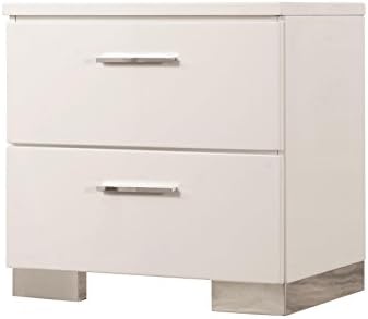 Felicity Night Stand