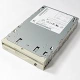 Iomega ZIP 250 - Disk drive - ZIP ( 250 MB ) - IDE - internal - 3.5