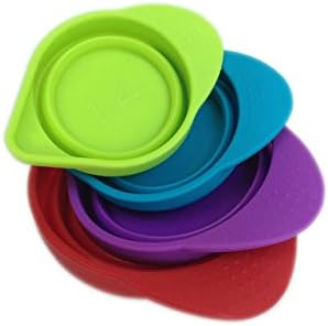 Silicone measuring cups - space saving collapsible 4 piece