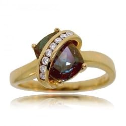Alexandrite & Diamond Ring