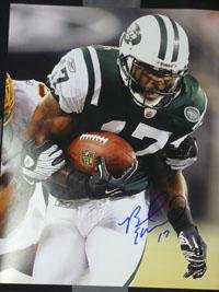 Braylon Edwards Signed Photograph - 11x14 - Autographed NFL Photos