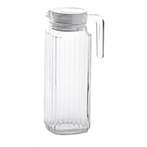 la table verrerie pichets carafes et carafes &agrave; d&eacute;canter carafes