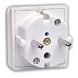Review Radio Shack / Various  / UK to Europe mains travel adapter - using UK equipment abroad 61-8027 (Continential mains electric adapter) by RadioShack
