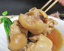 沖縄特産！てびち（豚足煮付） [600g]【常温発送】