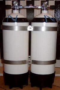 Doppelpack 20L 232 Bar absperrbare Brücke, Flaschenabstand 215mm