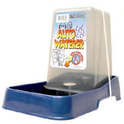 Van Ness Plastic Auto Waterer for Dogs and Cats