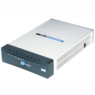 New-CABLE/DSL VPN ROUTER W/4-PT SW - RV042