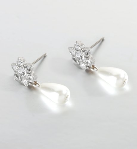 Floral Diamant? & Pearl Earrings