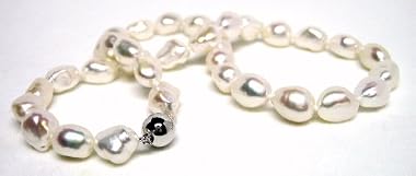 HinsonGayle Extreme Baroque Collection Handpicked Premium White Free-Form Baroque Cultured Pearl Necklace (Sterling Silver)
