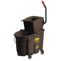 Rubbermaid FG758088 Yellow 35 Quart Bucket/Wringer Combo Pack
